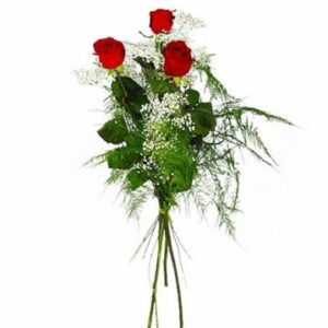 3 röda rosor och småblommigt vitt. En bukett från Florister i Sverige